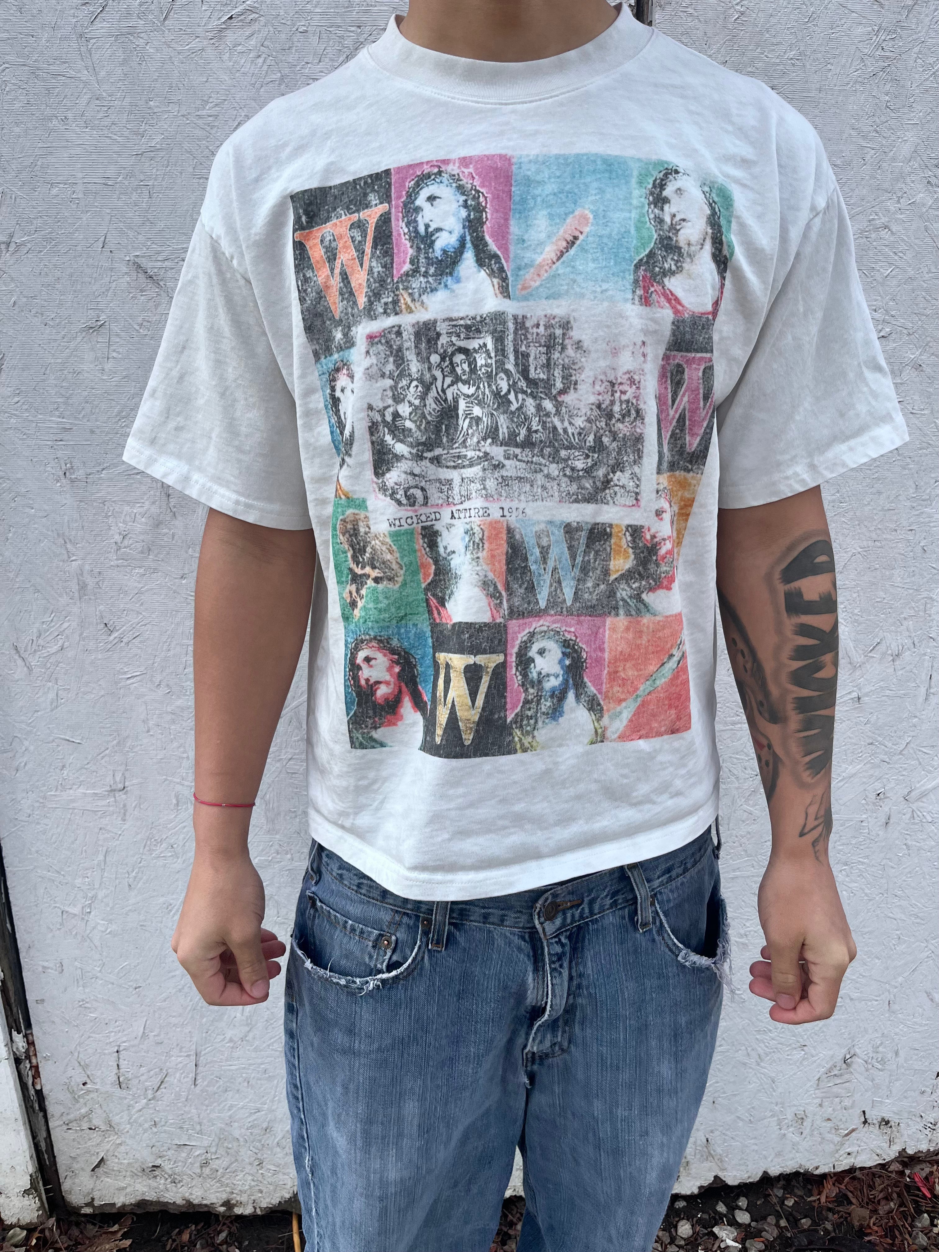 Mural Tee
